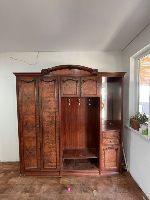 Шкаф для прихожи