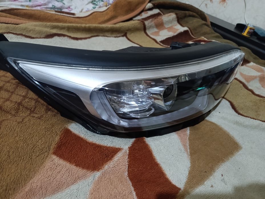 Фара на кия stonic