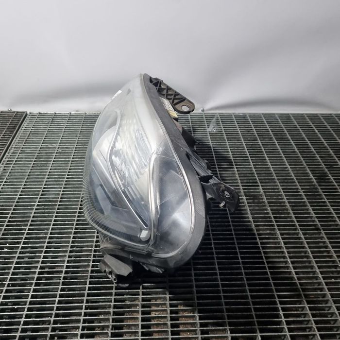 Far Stanga Nissan Qashqai Facelift 2010 - 2013 SUV 4 Usi (1456) Cu lupă 26060br01b