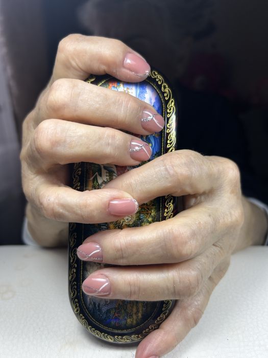 Делаю  маникюр, 100% стерильно