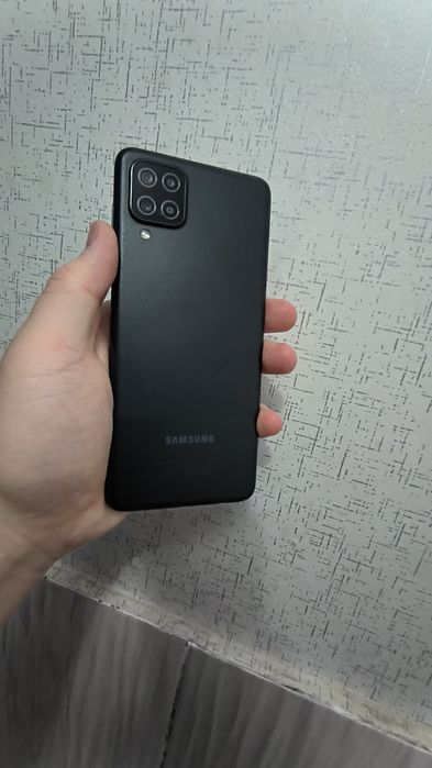 Samsung Galaxy A12 продам