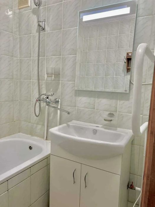 Дава се под наем Двустаен апартамент в София, Зона Б-18 - 65 кв.м за 433.5 € - Снимка #4