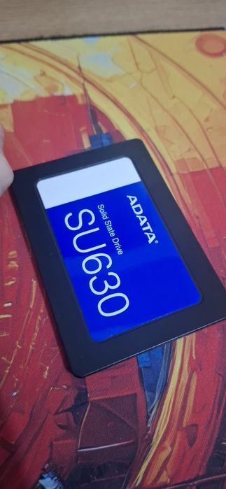 Vand 16 gb ram Crucial de laptop si SSD