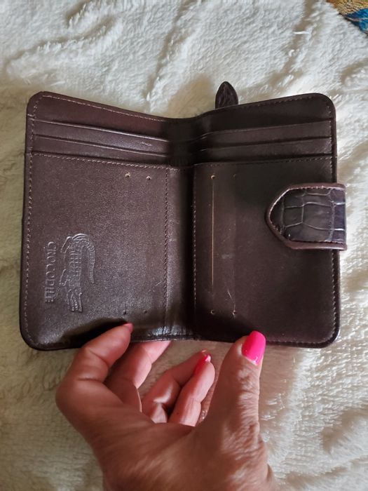 Дамски портфейли естествена кожа