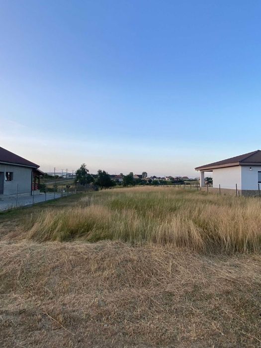 Vand teren intravilan Alparea