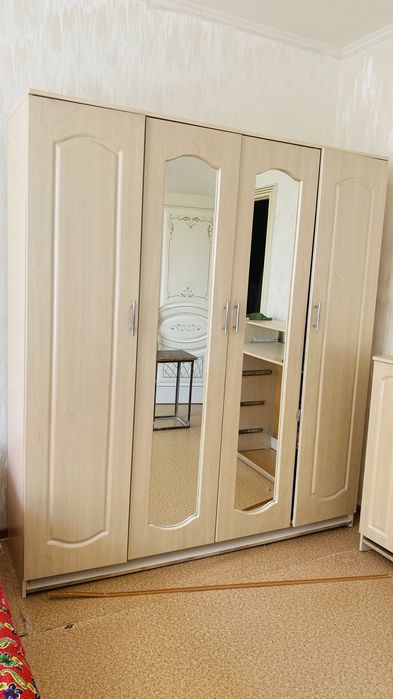 Спальный гарнитур