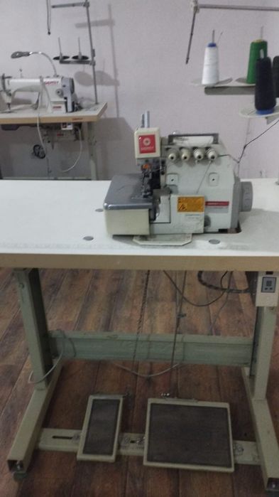 Швейная машина Gemsy оверлок