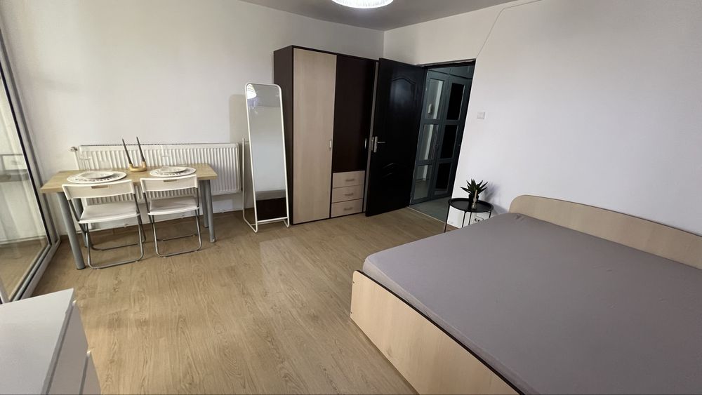 Inchiriez garsoniera in  Micro 3