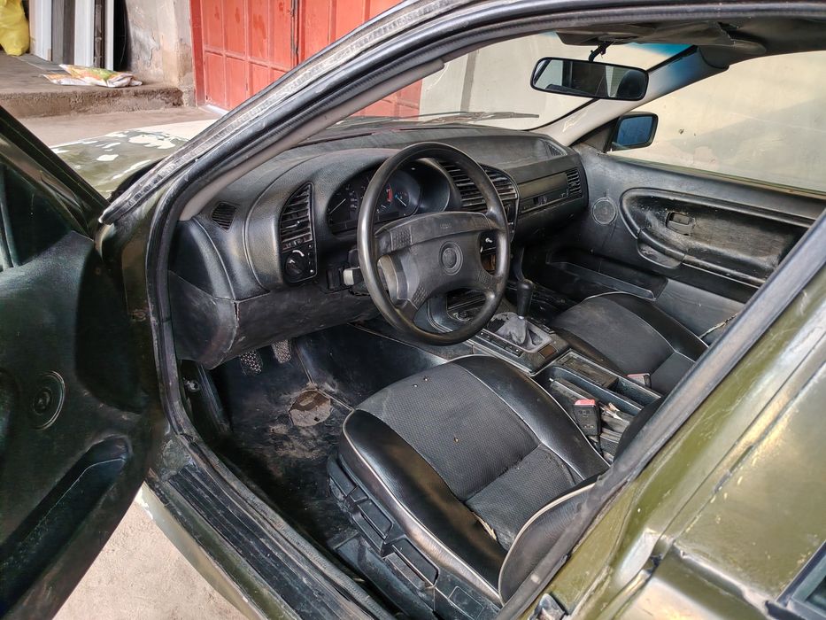 Bmw e36 sotiladi