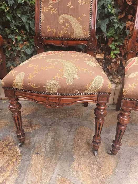 Бароков комплект - маса с 4 стола