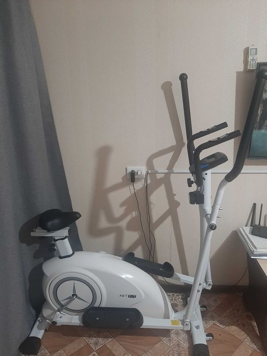 Эллиптический велотренажёр