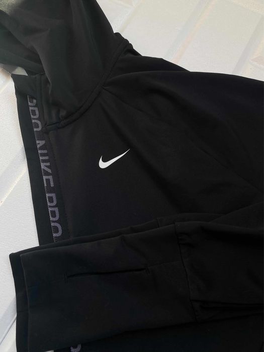 Дамски суичър Nike Pro