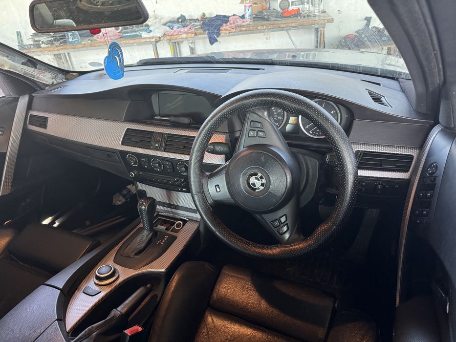 Продаваме на части бмв е61 530д 218кс bmw e61 530d 218hp