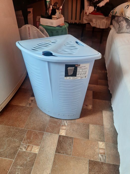 Продам корзину для белья