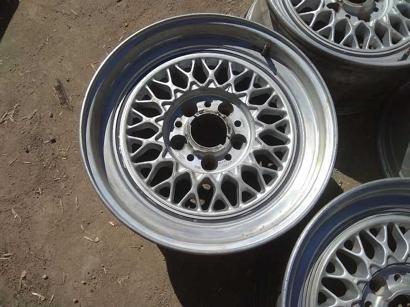 Продам оригинальные легкосплавные диски R16.5