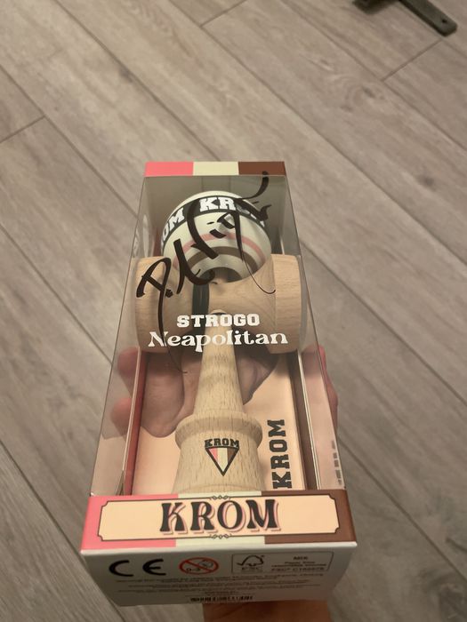 kendama krom strogo napolitan