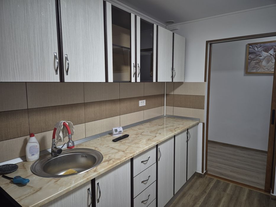 Închiriez apartament 2 camere