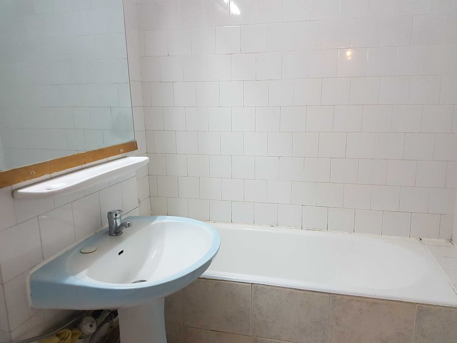 IEFTIN - Apartament cu 2 camere in Fratii Golesti