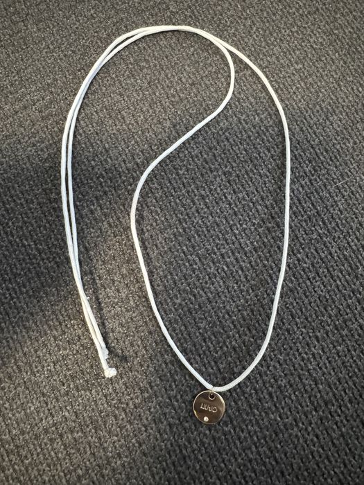 Нов бял чокър Liu Jo