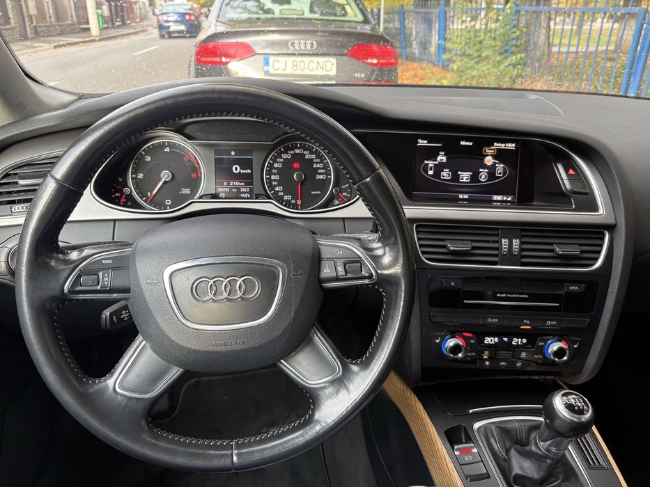 AUDI A4 Avant 2012 — imagine 4