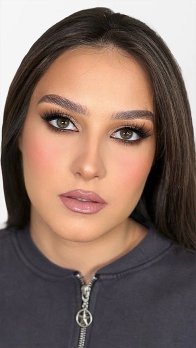 Make up de zi, seara si de mireasa in zona Drumul taberei sector 6