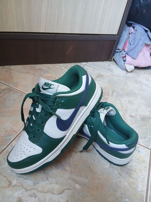 Vand Nike Dunk-Low