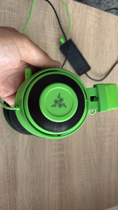 Casti Razer gaming cu microfon