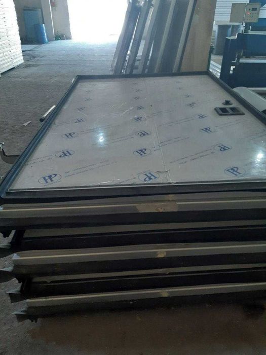 двери холодилник камери