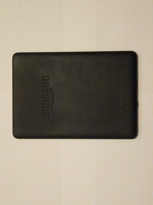 Kindle Paperwhite 10 (Generația 10) 8GB, Waterproof + Husă Smart Cover