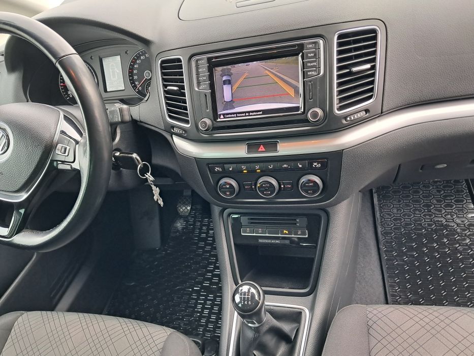 Vând sharan 2.0 TDI