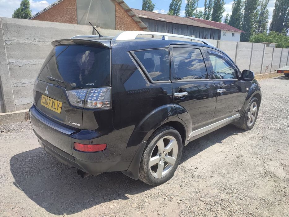 Usa fata stanga/Usa spate stanga/Usa fata dreapta/Usa spate dreapta  Mitsubishi Outlander 2