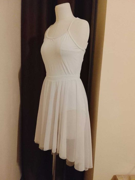 Балетно боди + балетна пола. За възрастни. Размер М-Л.