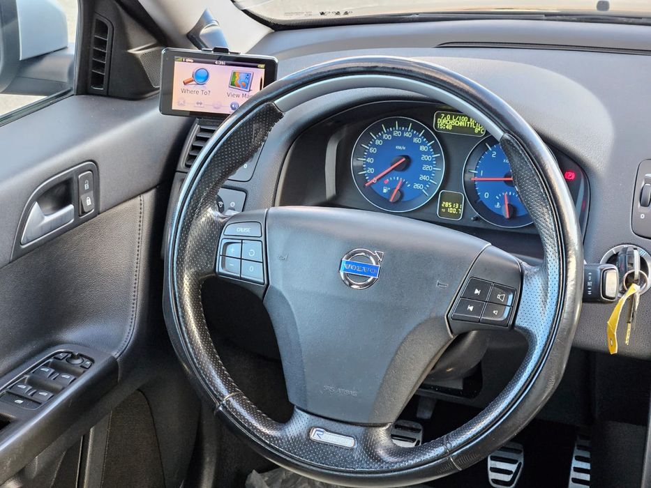 Volvo v50 R design e5