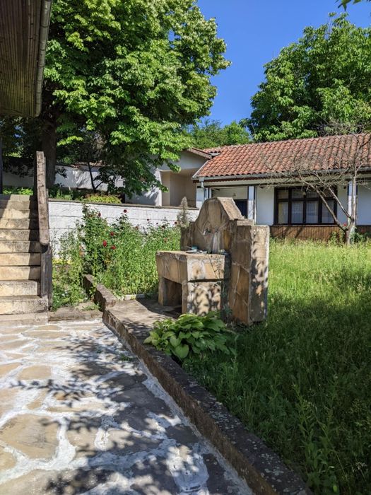 Продава се Къща в с. Каменово, Област Разград - 300 кв.м за 334 €/кв.м - Снимка #4