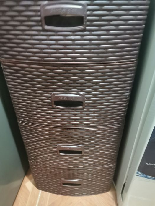 Комод, 4 ящика, пластмассовый, практичный, удобный