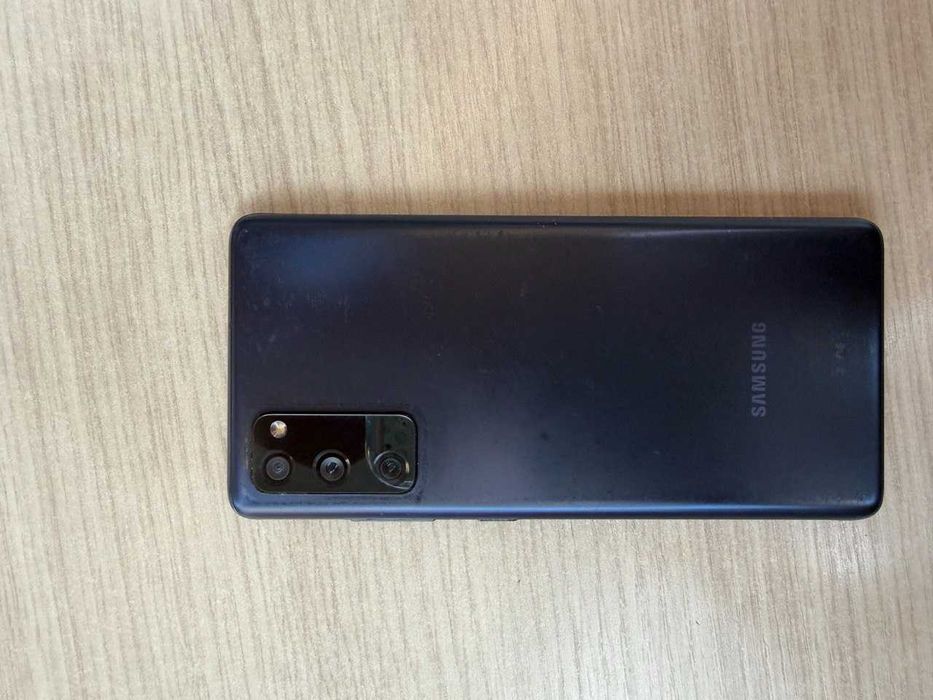 Samsung S20 FE Б/У