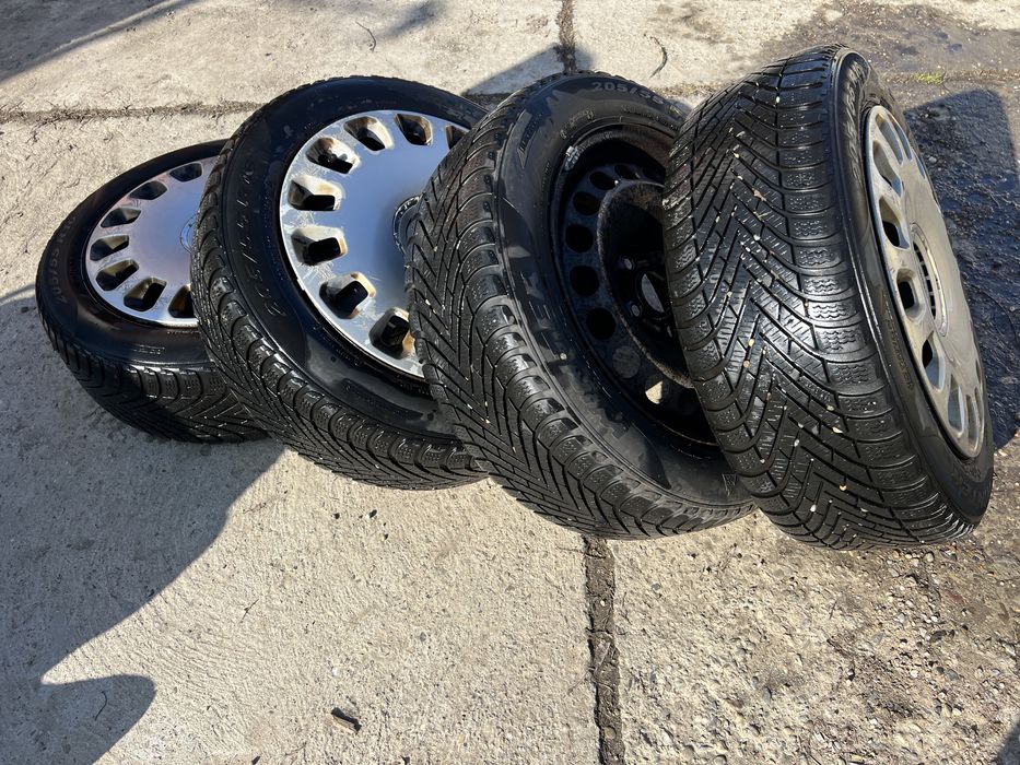 4 pirelli iarna 5x112            205/55/16R