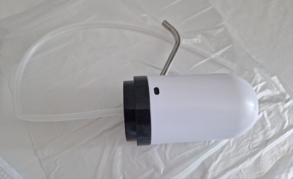 автоматический диспенсер для воды