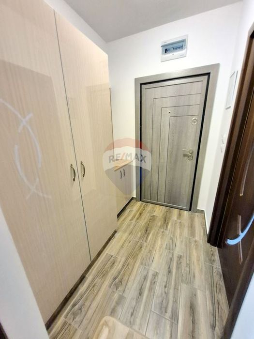 Дава се под наем Двустаен апартамент в с. Кранево, Област Добрич - 81 кв.м за 400 € - Снимка #12