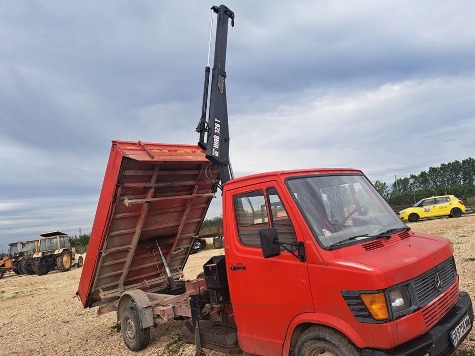 Самосвал с Кран Мерцедес 310