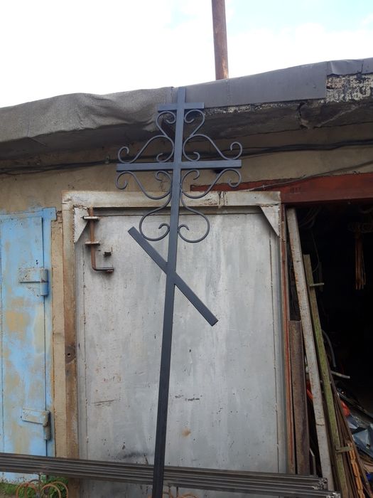 Оградки на кладбище