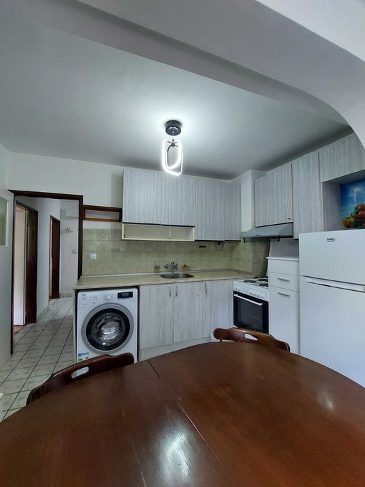 Дава се под наем Двустаен апартамент в Русе, Център - 62 кв.м за 331.5 € - Снимка #1