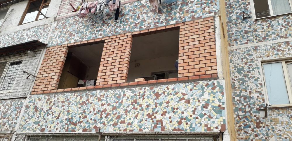 Кладка ремонт утипления балконов установка новые рамы решотки козерки