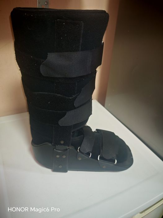 Пластмасова ортеза за глезен и пищял, 45см,размер L