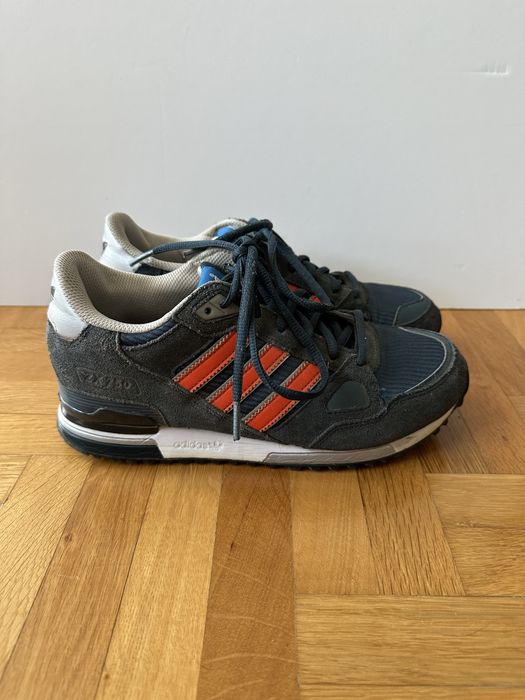 Обувки Adidas ZX 750