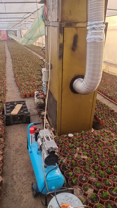 Vand suflanta aer cald cu injector pe ulei