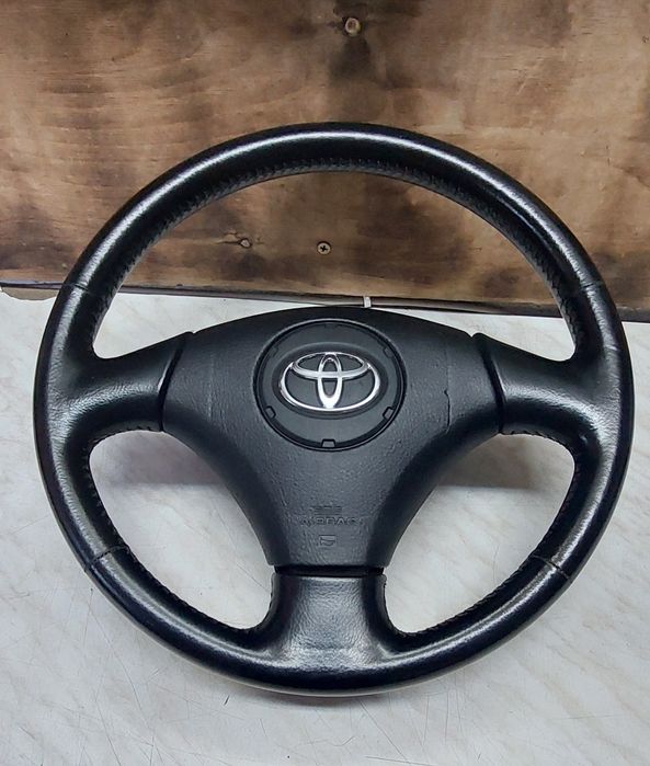 Руль Toyota кожаный
