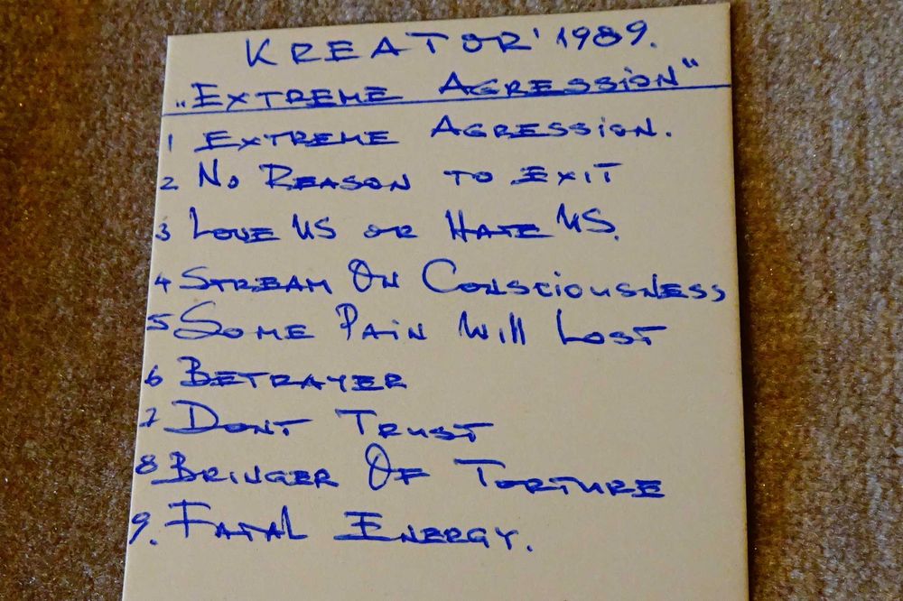 FUJI аудиокасети с Kreator.