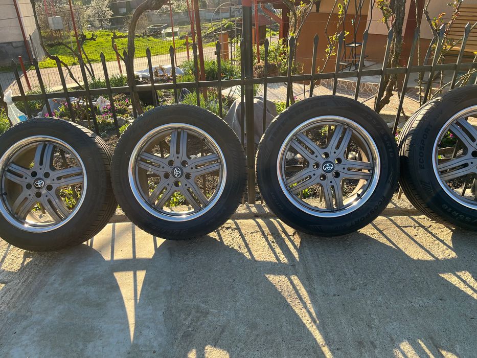 Jante de aliaj toyota Rav4 R18!