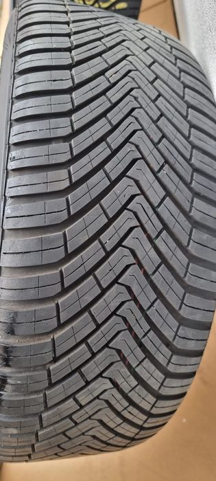 Jante r 19 golf 7,8 GTI anvelope 235 35 19 mixte(allseasons)